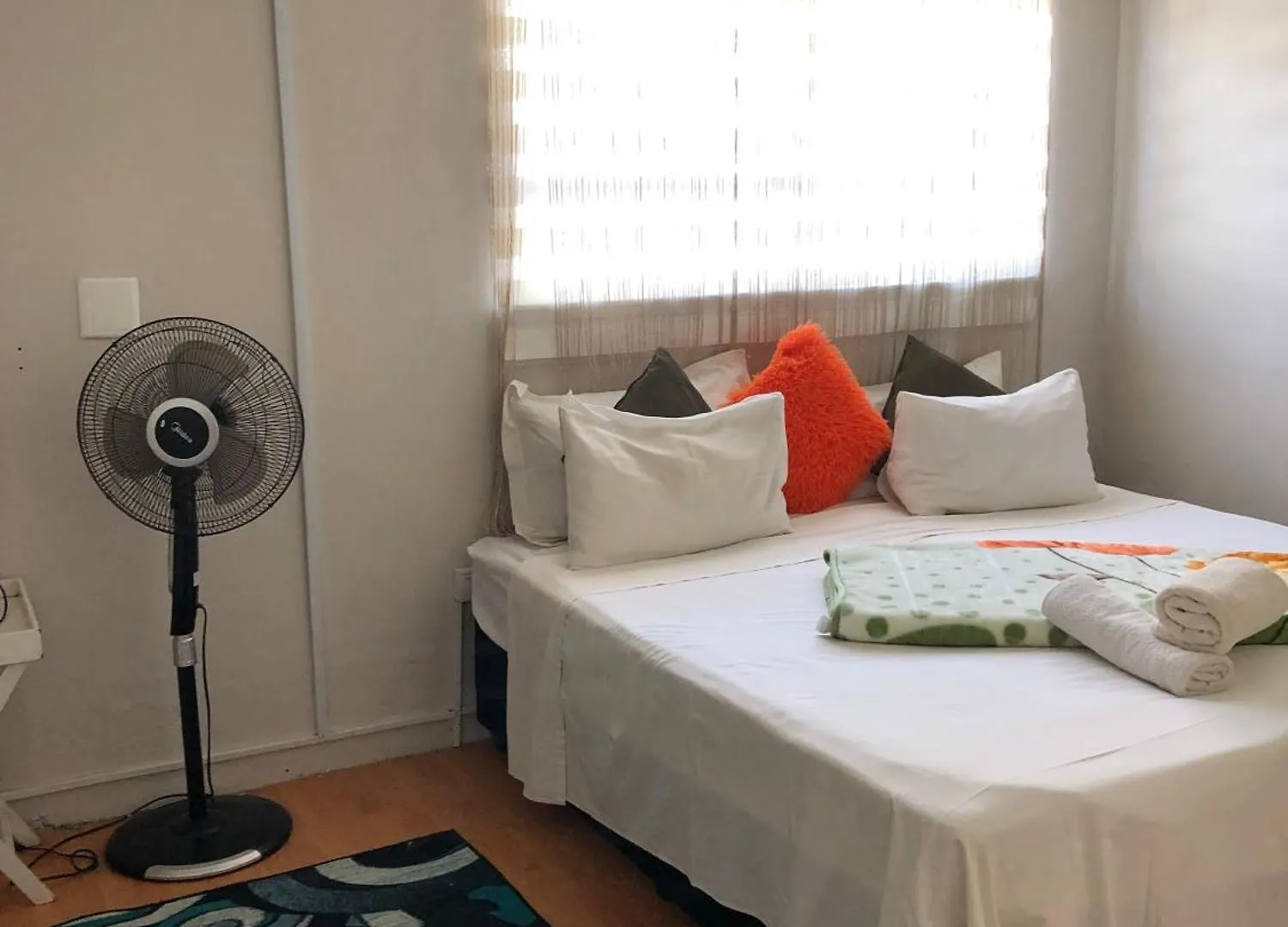 Gh Redpillars Hotel Port Elizabeth Guest house